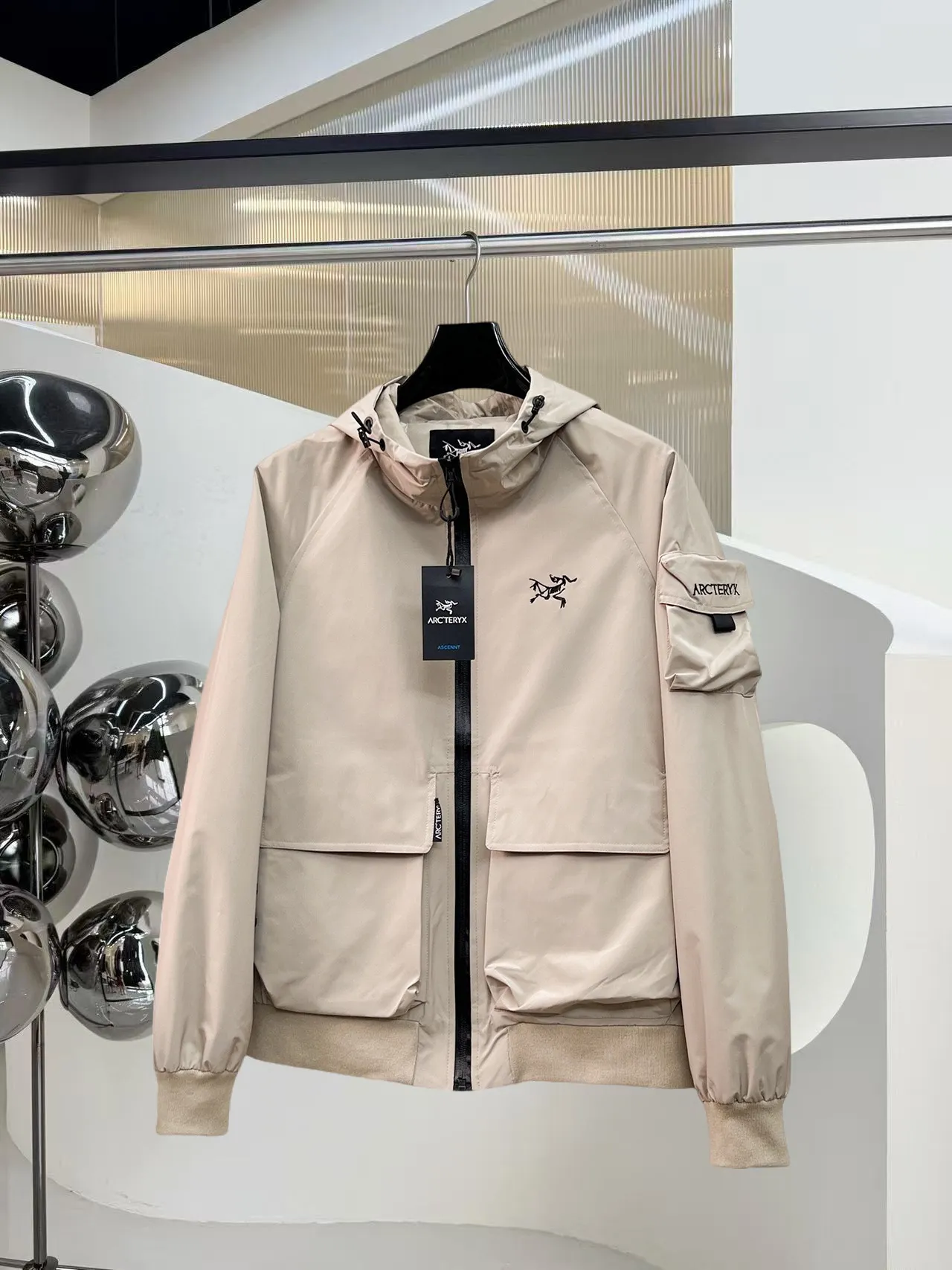 Same Style， ， 2026 New Arrival ， Original Premium Breathable ， ， ， Quality。 ， Sizes：M～3XL